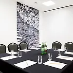 Hotel Marvie & Health