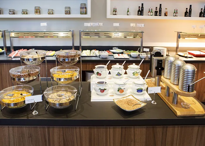 ホテル マーヴィ ホテル＆ヘルス 4*