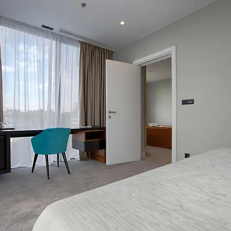 マーヴィ ホテル＆ヘルス ホテル 4*